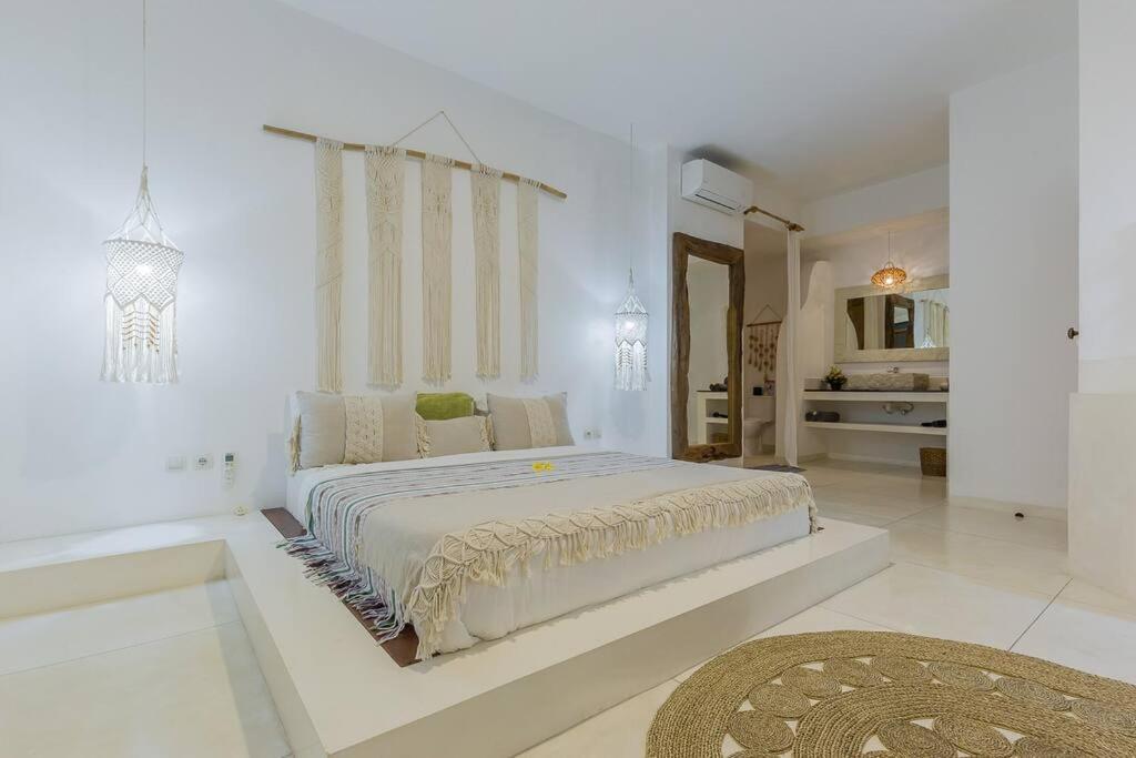 3 Bedr Mediterranean Vibes Private Pool 5min Villa